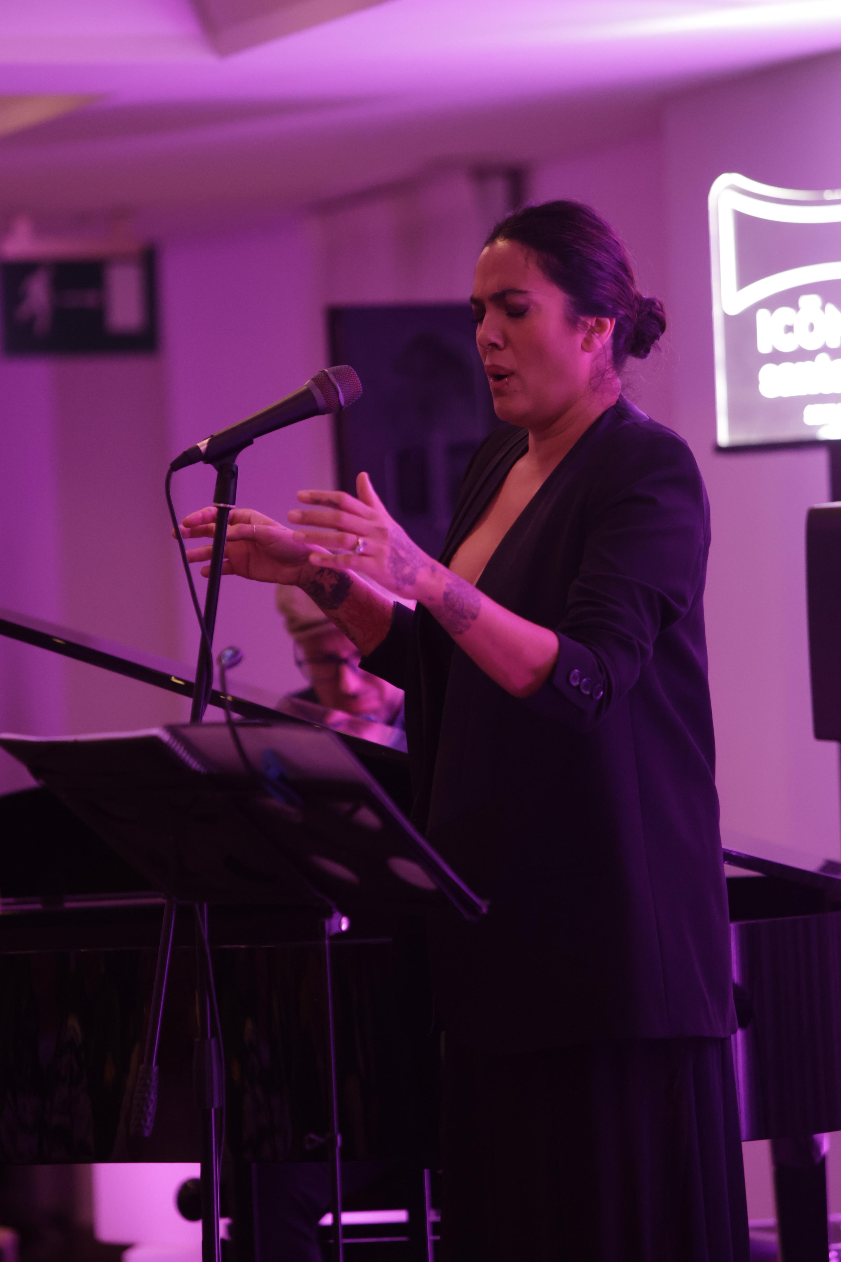 Un instante del concierto de Alba Molina en Sevilla