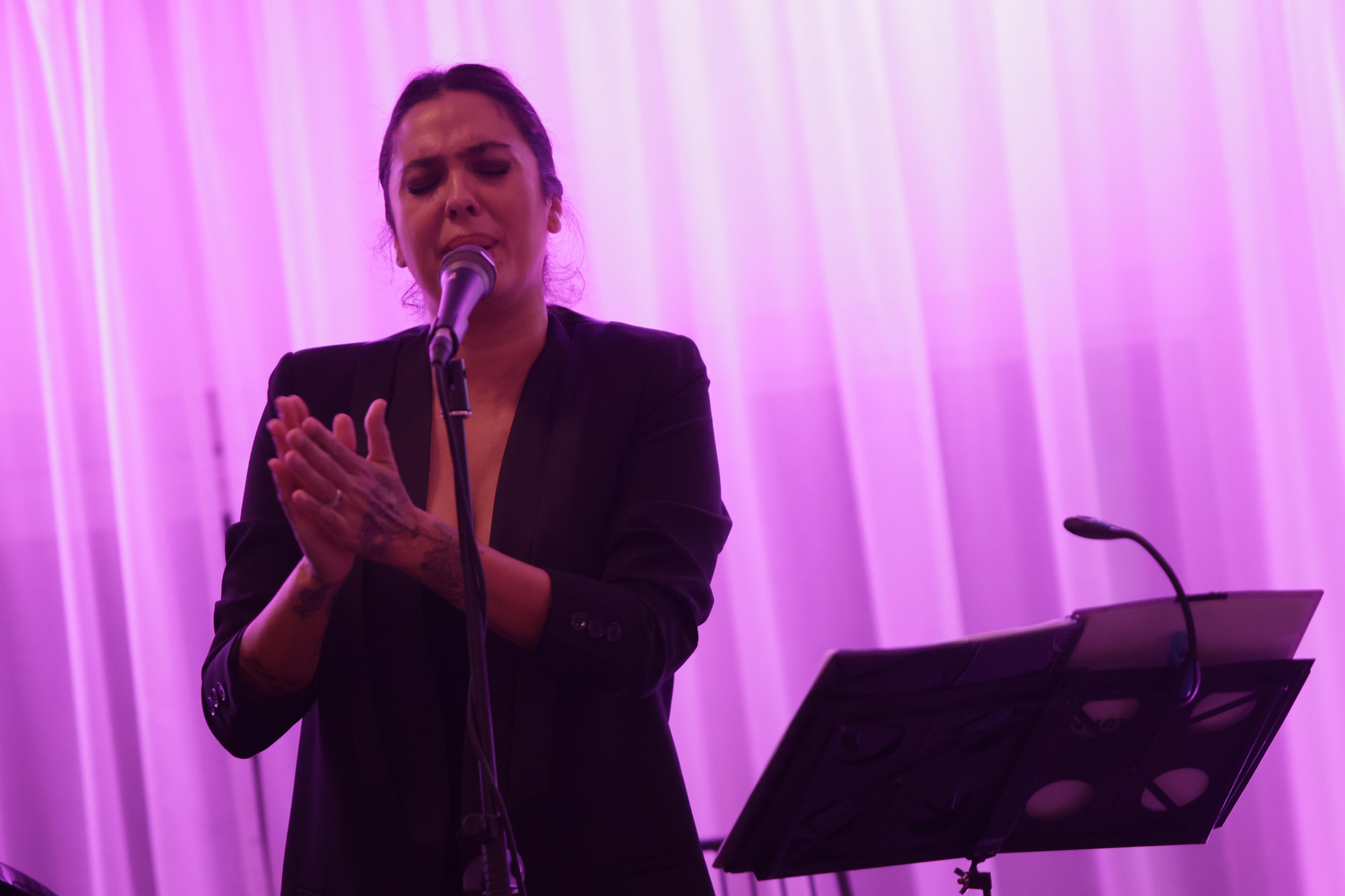 Un instante del concierto de Alba Molina en Sevilla