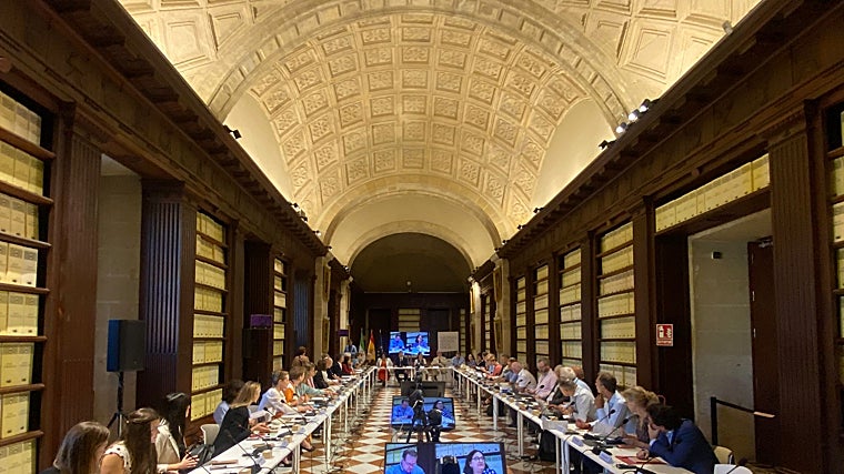 Esta muestra supone una oportunidad perfecta para conocer un edificio como el Archivo de Indias