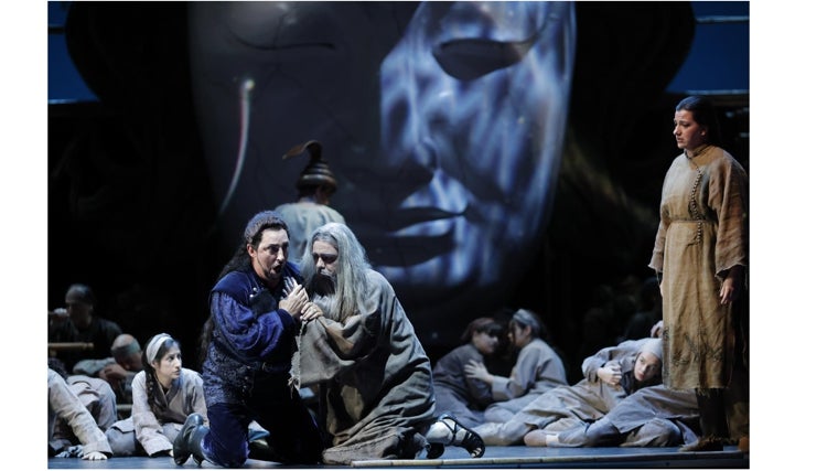 Jorge de León (Calaf), Maxim Kuzmin-Karaev (Timur) y Miren Urbieta-Vega (Liù)