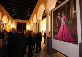 Sevilla celebra los diez años de reinado de Felipe VI con una exposición en el Alcázar