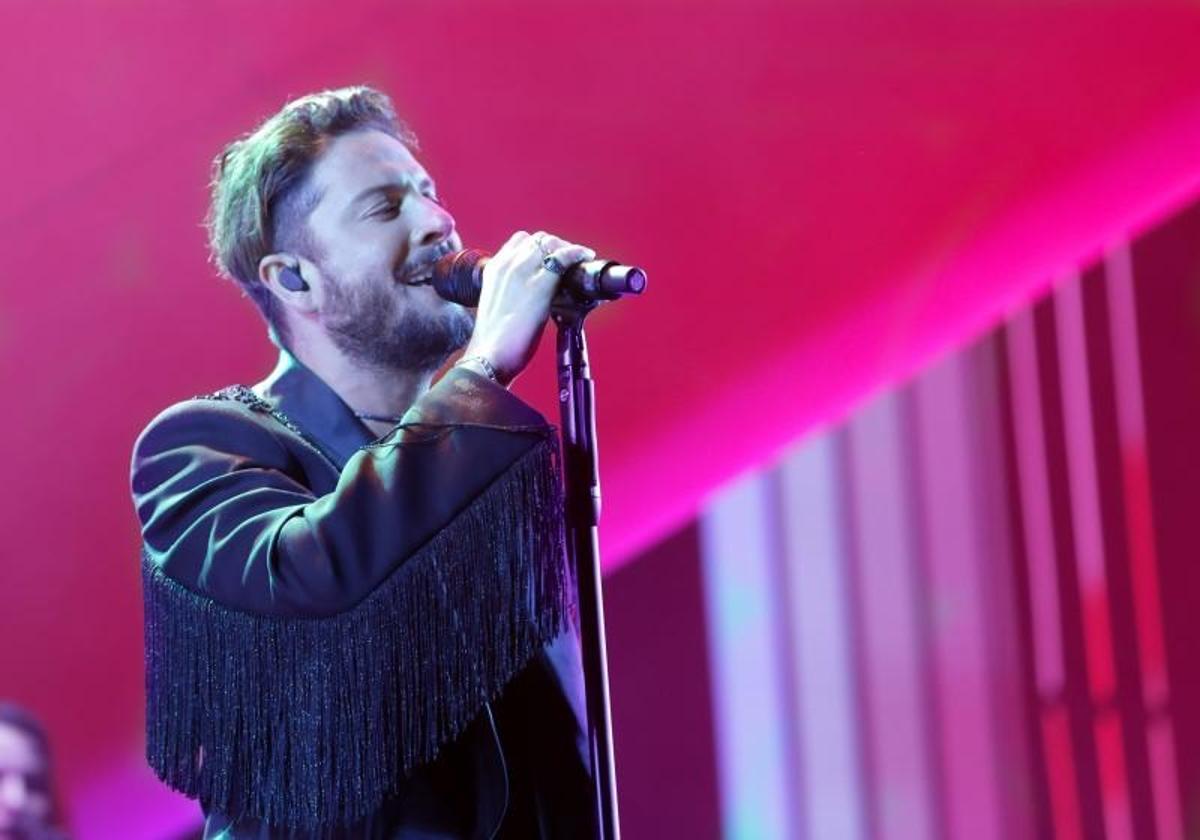 Manuel Carrasco, en su último concierto en el Estadio de la Cartuja en Sevilla