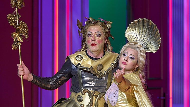 Gustavo López Manzitti (el tenor y Baco) y Lianna Haroutounian (La primadonna y Ariadne)