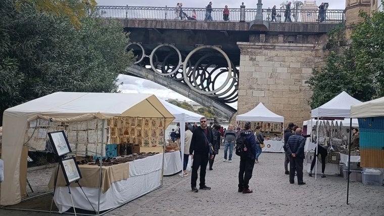 Mercadillo Paseo de Arte