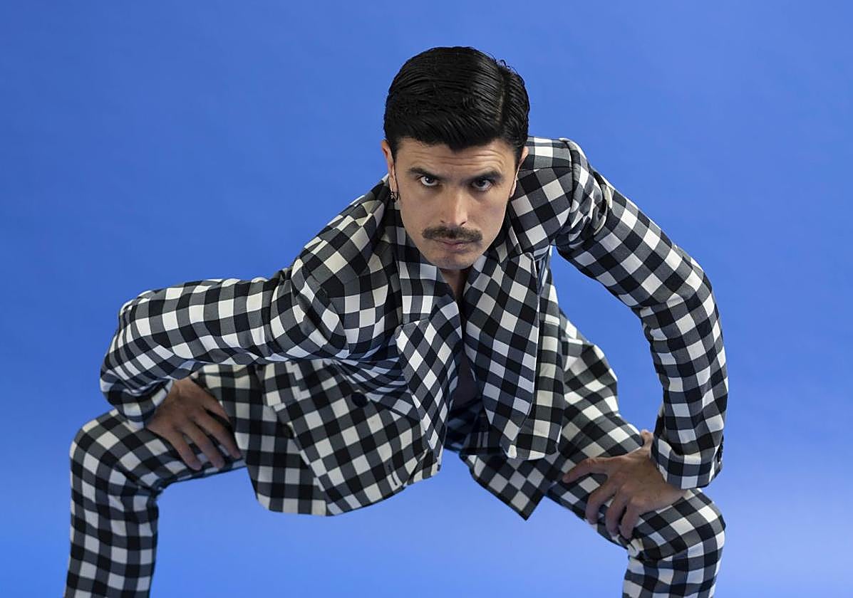 El artista Rodrigo Cuevas estará en el Teatro de la Maestranza el 1 de marzo