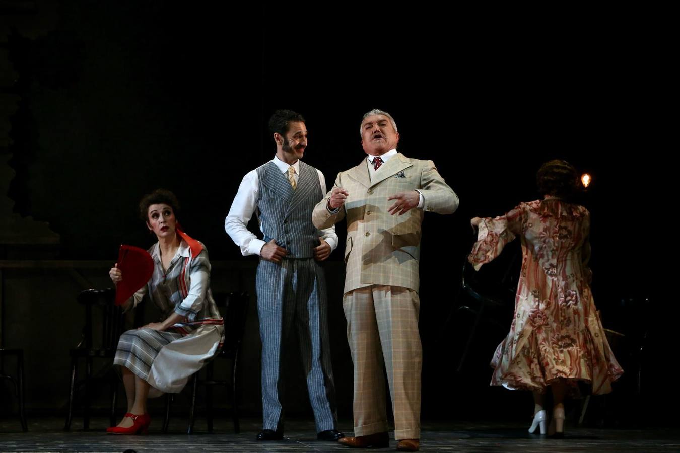 Momento del ensayo previo al estreno en el Maestranza de la zarzuela 'La verbena de la Paloma'
