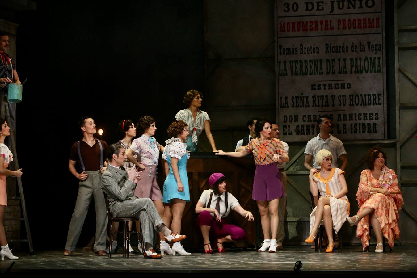 Momento del ensayo previo al estreno en el Maestranza de la zarzuela 'La verbena de la Paloma'