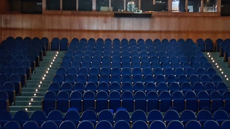 El patio de butacas del Teatro Pedro Pérez Fernández, ubicado en la localidad de Los Palacios y Villafranca