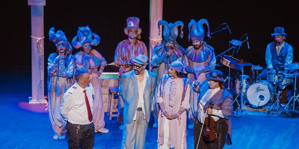 El espíritu del Teatro Falla: la caída a los infiernos en un mundo entre fantasmas
