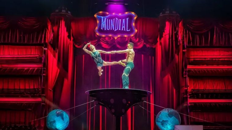 Al recinto feria de Sevilla llega una nueva propuesta de circo, en este caso bajo el nombre del espectáculo 'Mundial'