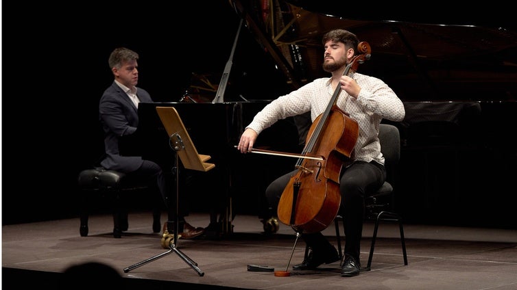 López Escalona: Andalucía dentro de un violonchelo