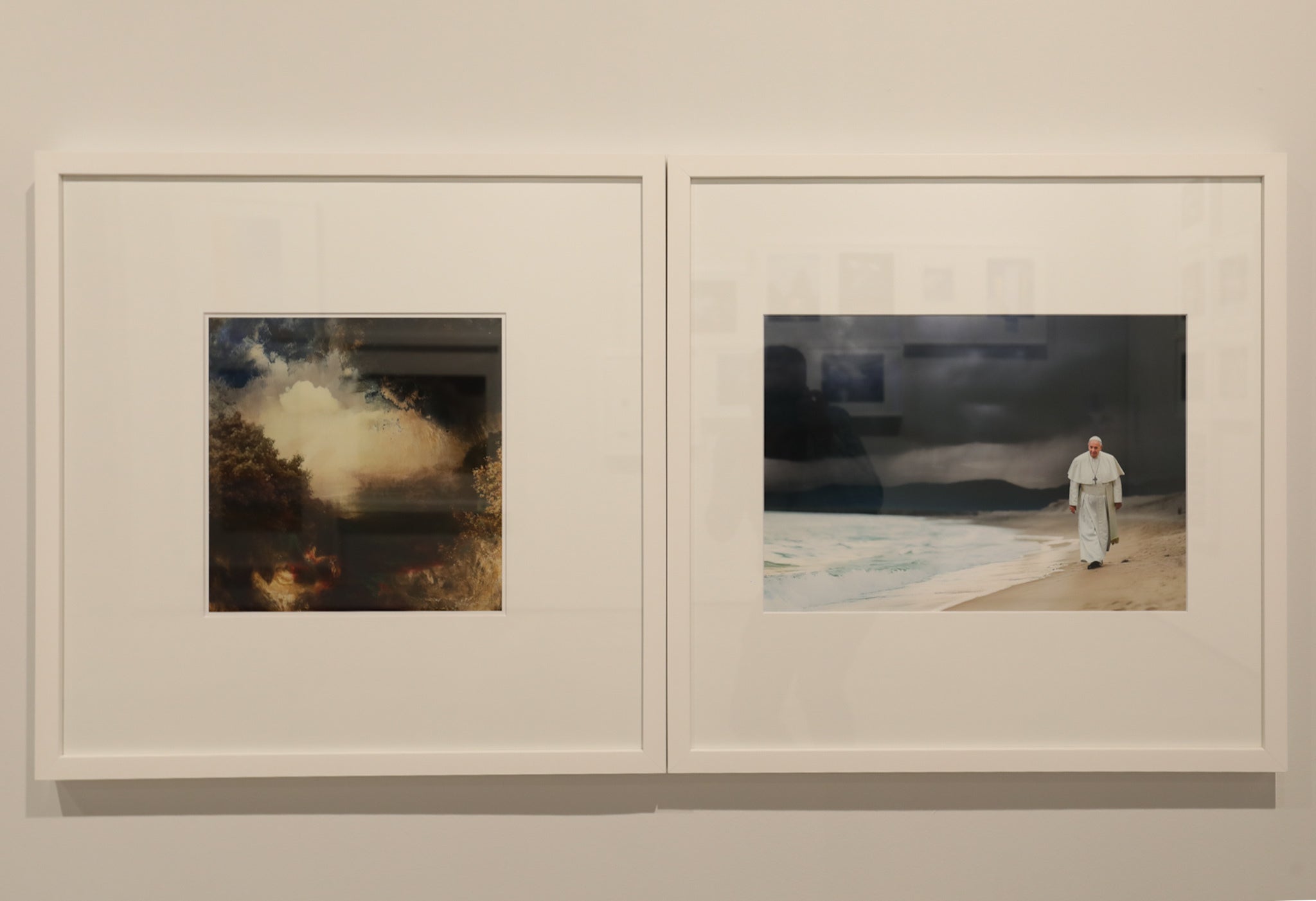 El Papa Francisco también protgagoniza una de las obras de la exposición de Dionisio González