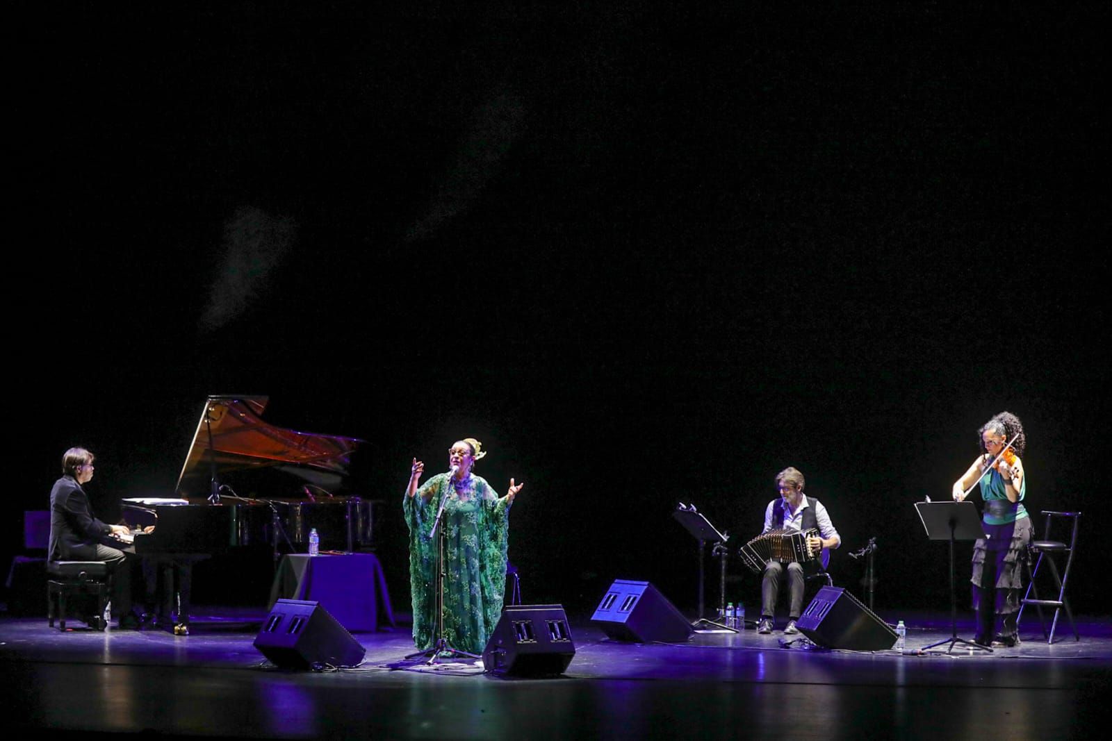 Un momento de la actuación este viernes de Martirio en el Cartuja Center
