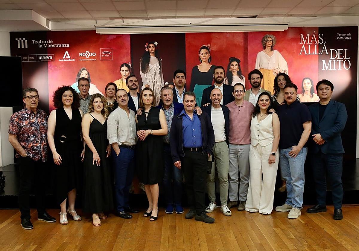 Elenco de la producción de 'Carmen' que se estrena el próximo 13 de junio en el Teatro de la Maestranza