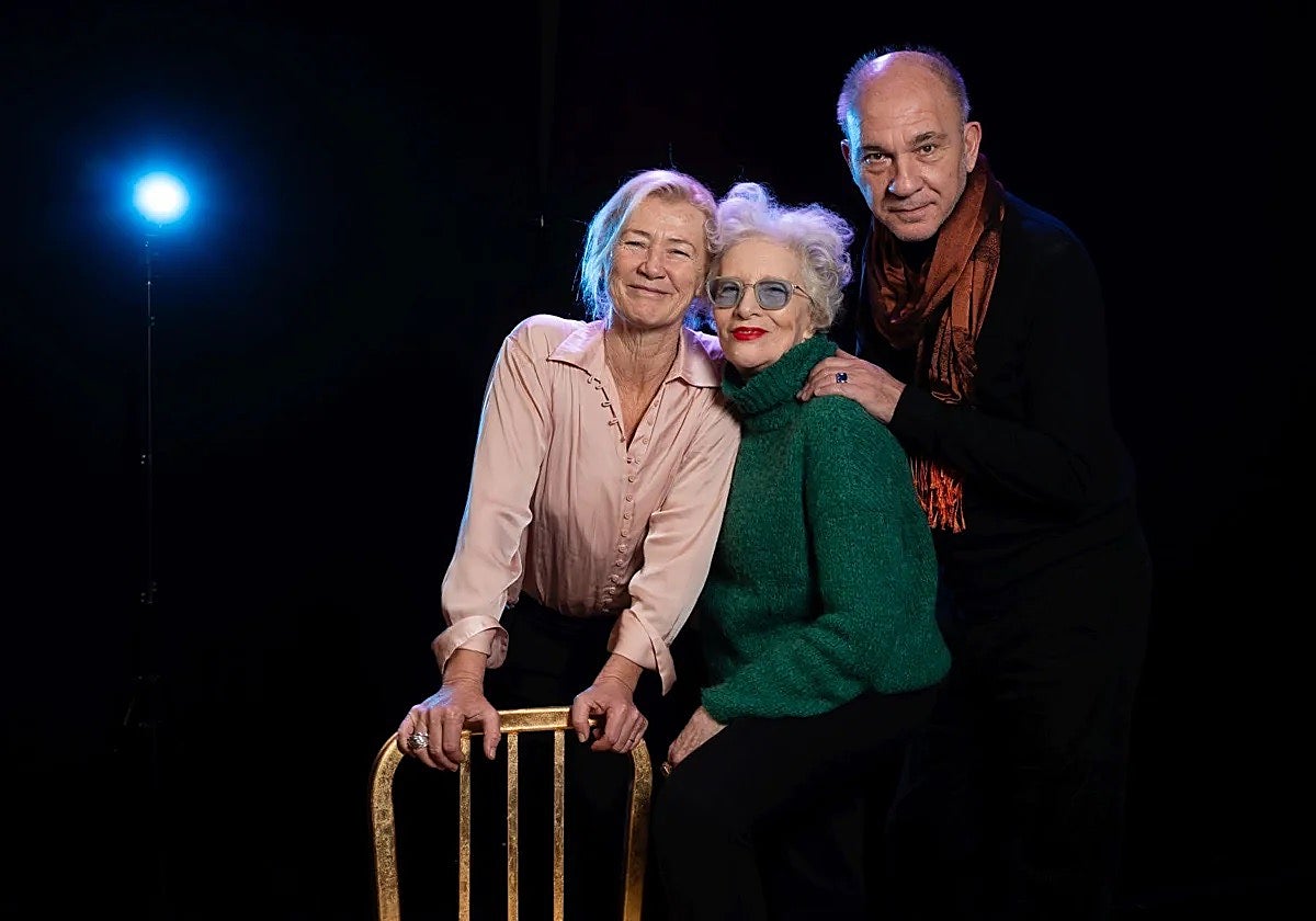 Ana Duato junto a Magüi Mira y Darío Grandinetti