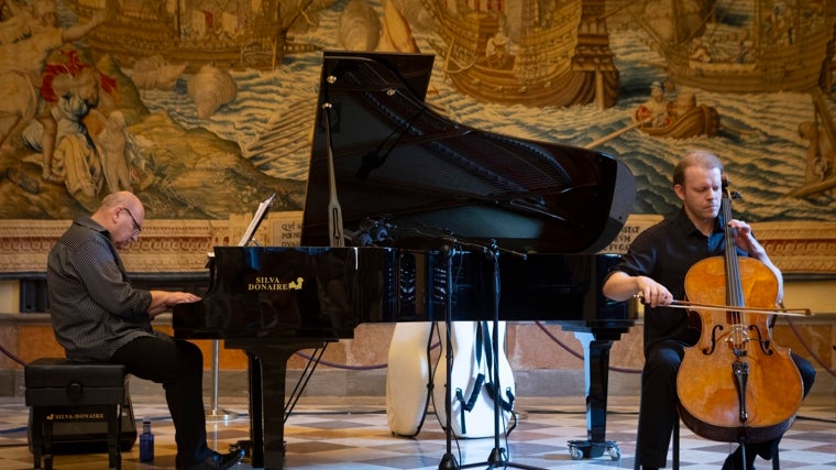 Wlodek Pawlik (piano) y Lukasz Pawlik (chelo).