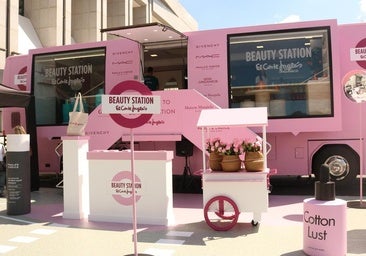 El Corte Inglés de Sevilla se 'muda' a las Setas: así es el autobús con maquillaje gratis