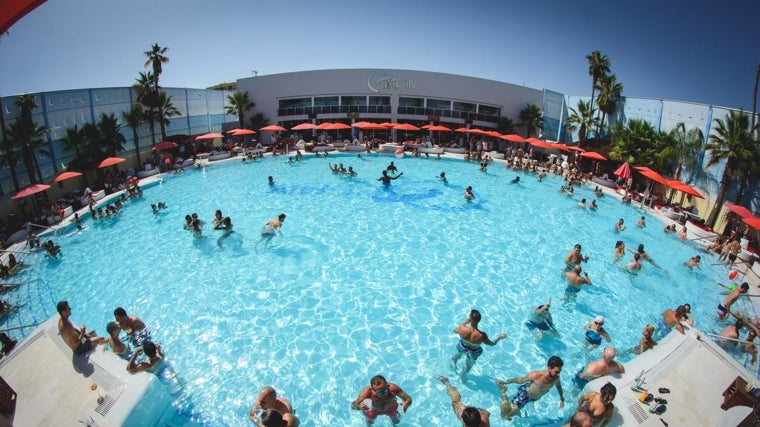 Piscina salada de Occo Pool Club
