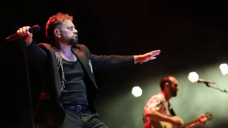 El virus del amor de Los Caños vuelve a revivir en Icónica Santalucía Sevilla Fest