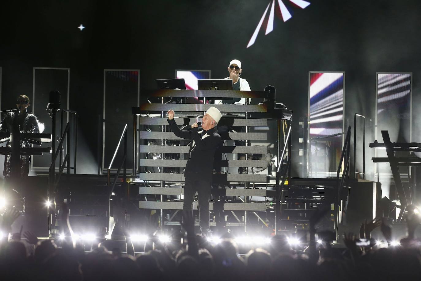 Concierto de Pet Shop Boys en Icónica Santalucía Sevilla Fest