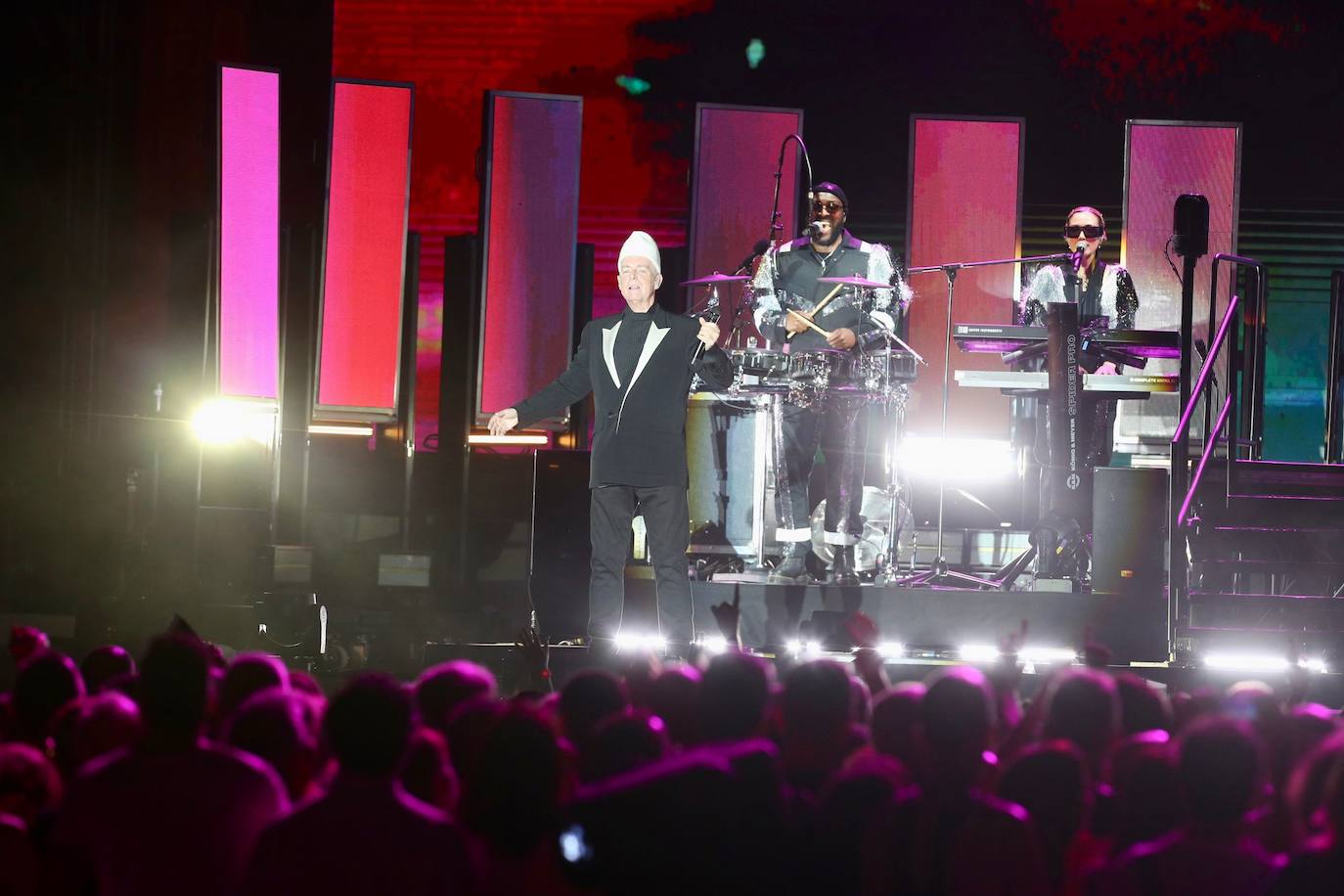 Concierto de Pet Shop Boys en Icónica Santalucía Sevilla Fest