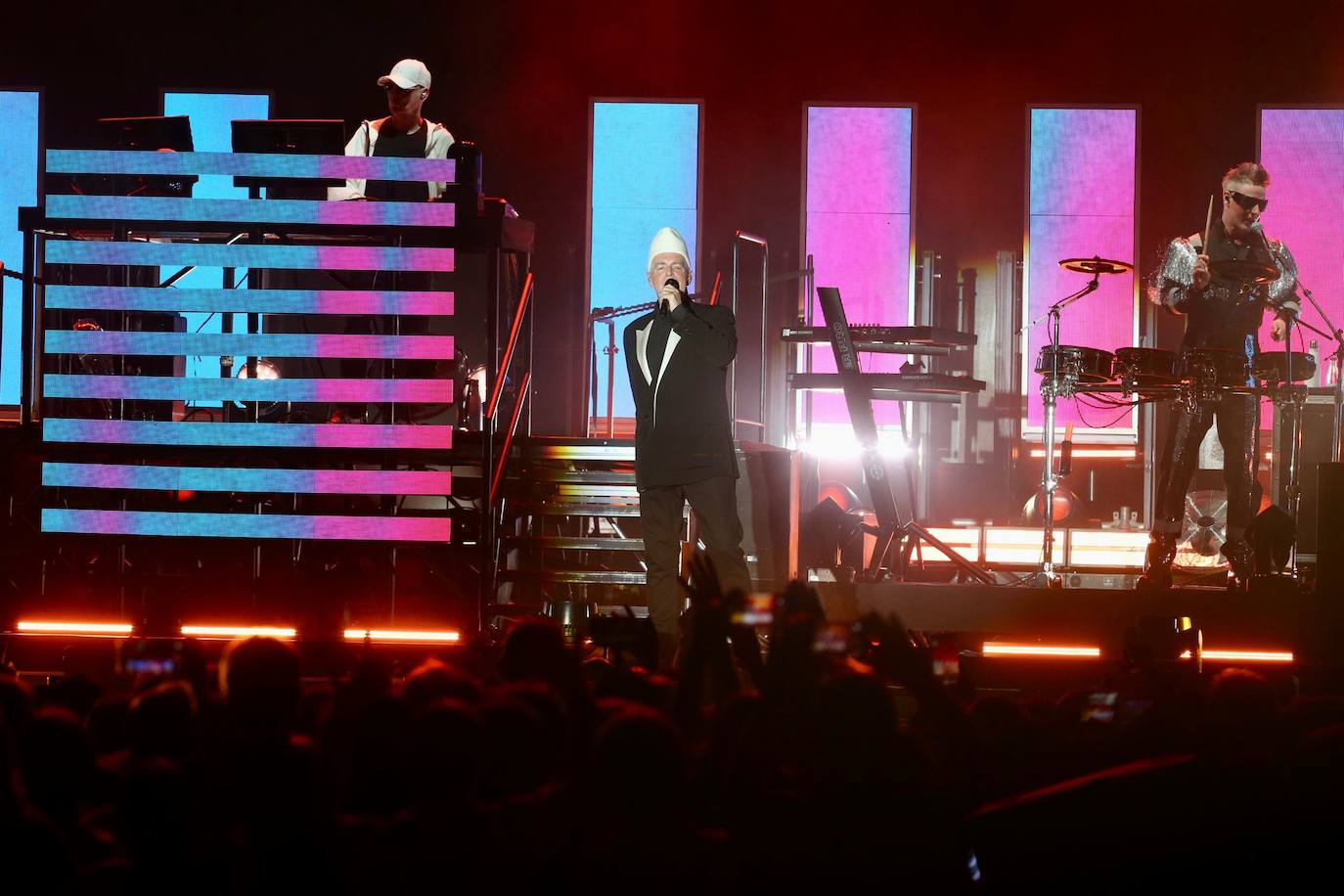 Concierto de Pet Shop Boys en Icónica Santalucía Sevilla Fest