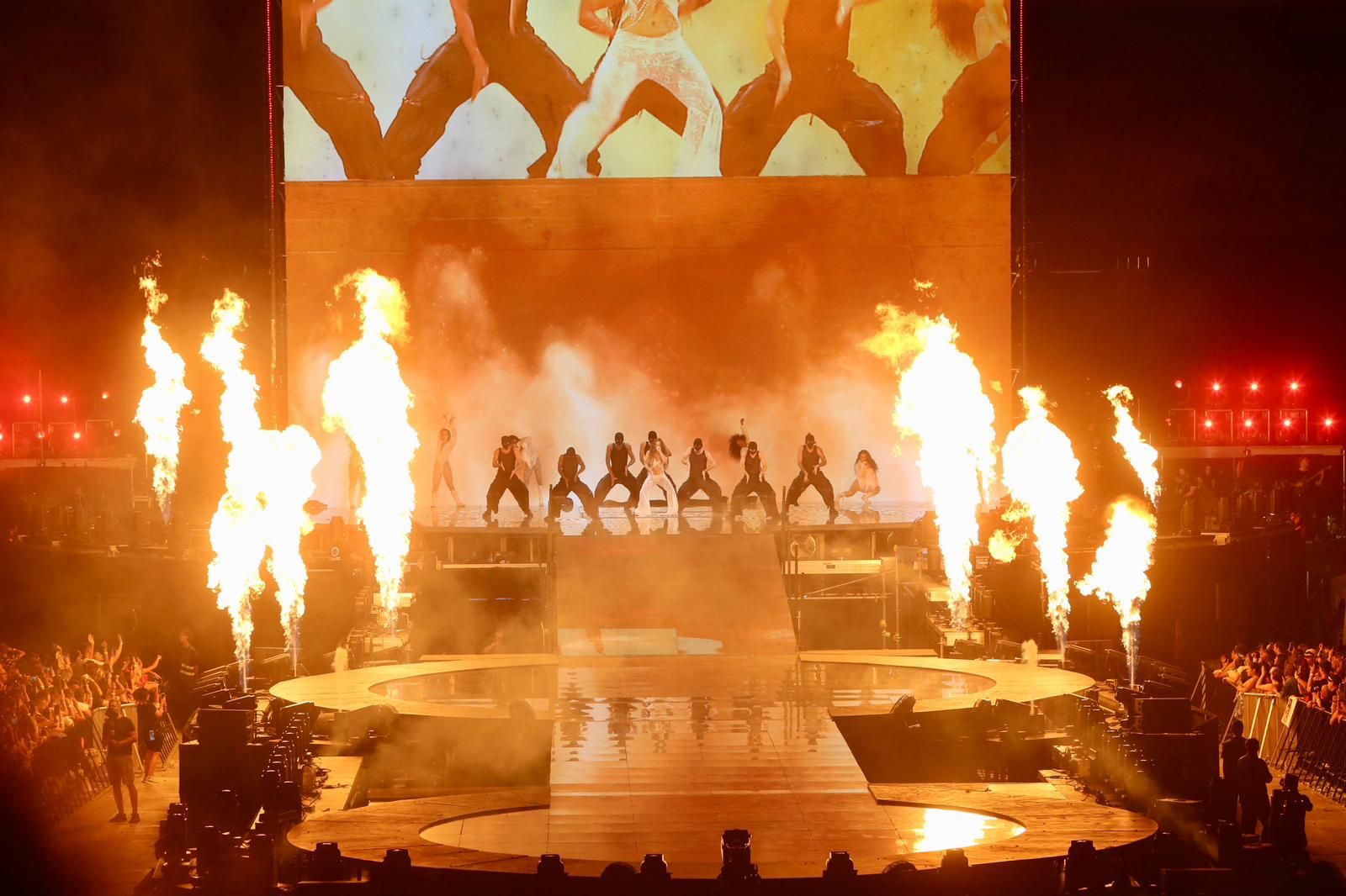 Concierto de Lola Índigo en el estadio de la Cartuja