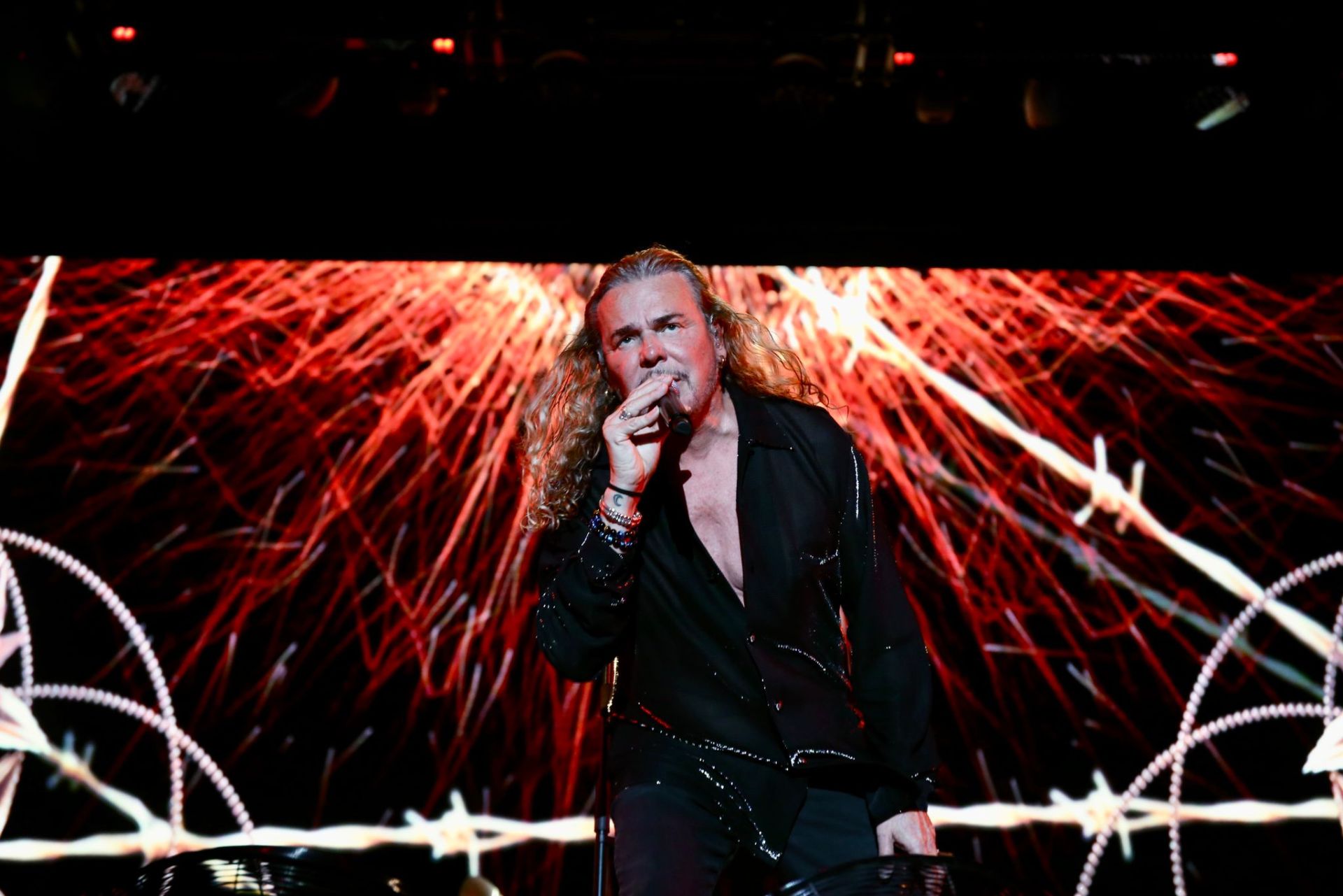 Actuación del grupo mexicano Maná, en la noche de este domingo en Sevilla