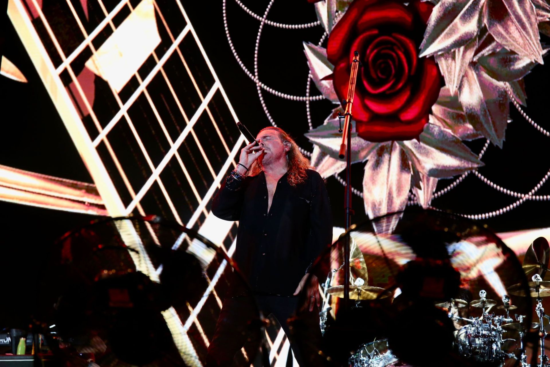 Actuación del grupo mexicano Maná, en la noche de este domingo en Sevilla