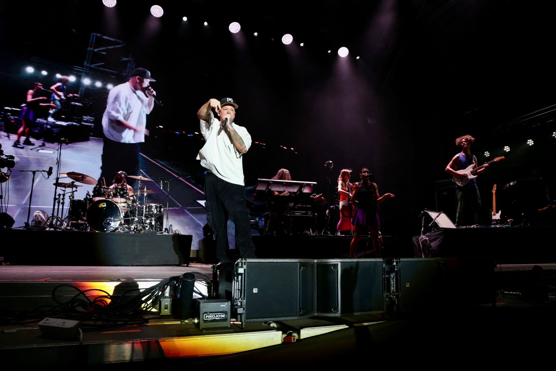 Actuación de Residente, en la noche del jueves en la Plaza de España