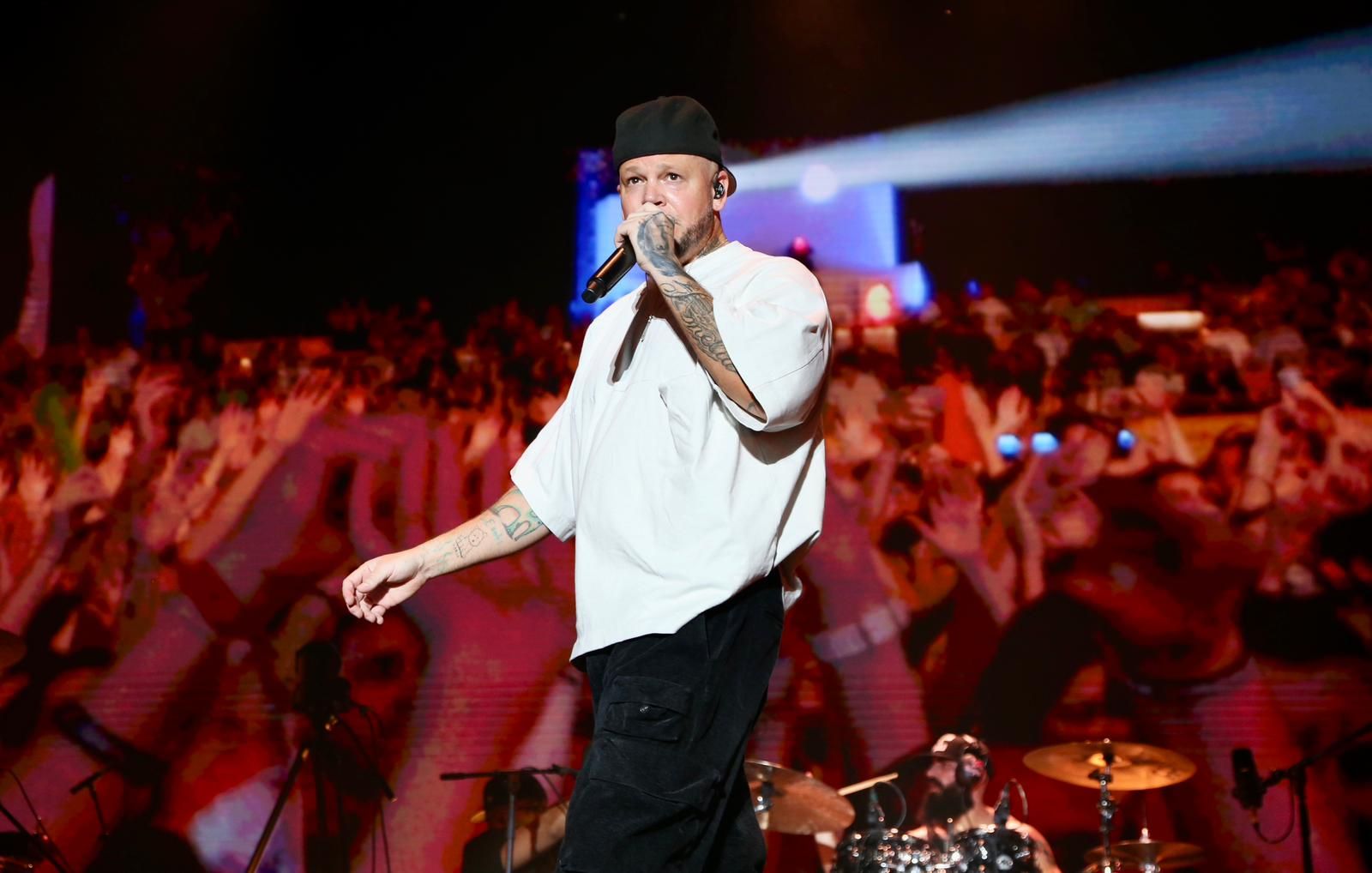 Actuación de Residente, en la noche del jueves en la Plaza de España