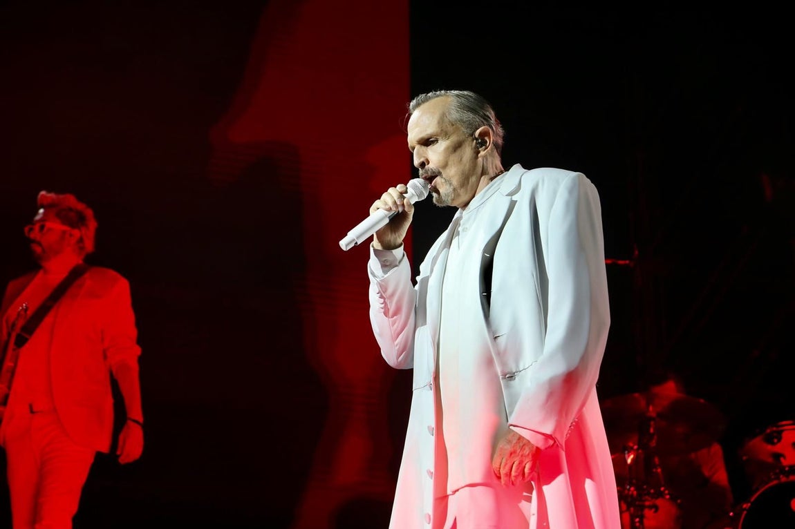 Concierto de Miguel Bosé en la Plaza de España