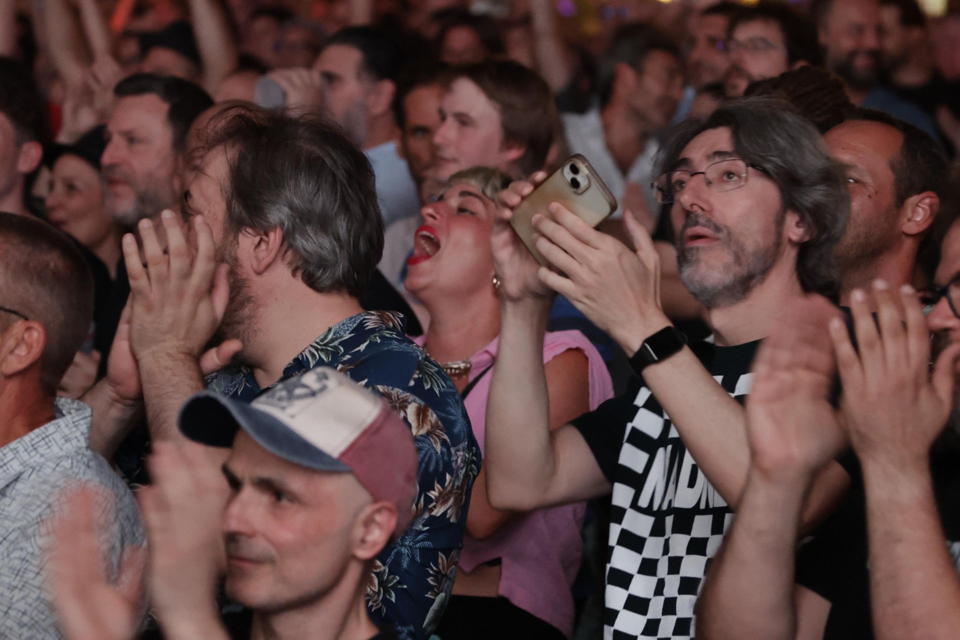 Ambiente en el concierto de Madness en la Plaza de España