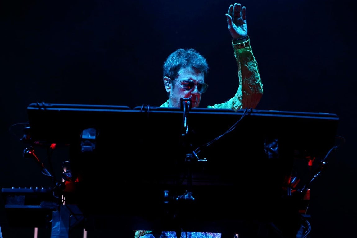 Jarre demostró en Sevilla que es uno de los artistas más influyentes y vanguardistas 
