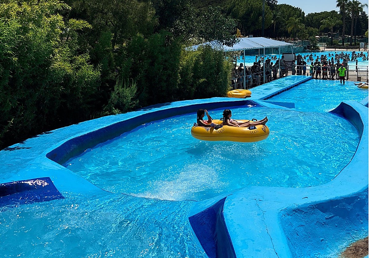 Atracción con flotadores en Guadalpark