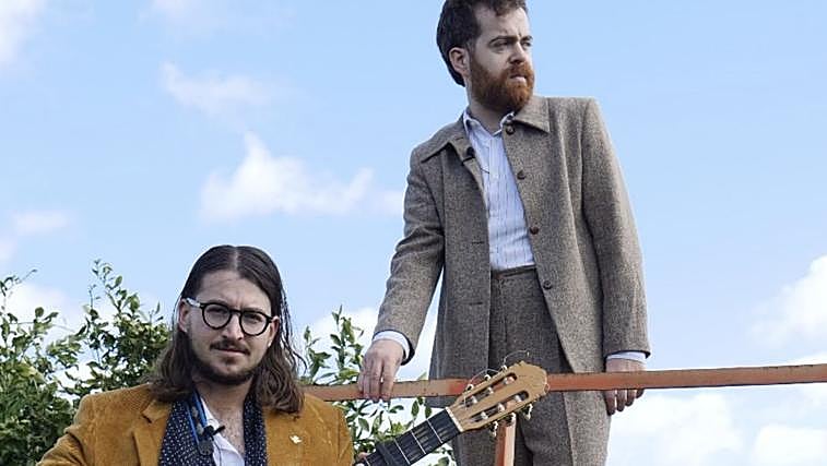 Quiénes son los Elfos del Rocío, creadores del &#039;folclore friki&#039;: «Amo a Naruto y al Torta por igual»