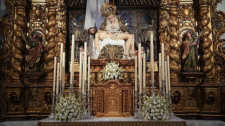 El Santísimo Cristo de la Providencia y Nuestra Señora de los Dolores
