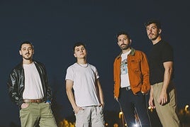 Nuevo Berlín , el grupo sevillano que recomienda la Rolling Stone: «Nadie nos lleva la comunicación ni la prensa, nos pilló por sorpresa»