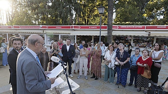 La Feria del Libro de Sevilla rinde homenaje a Julia Uceda, voz eterna de la poesía