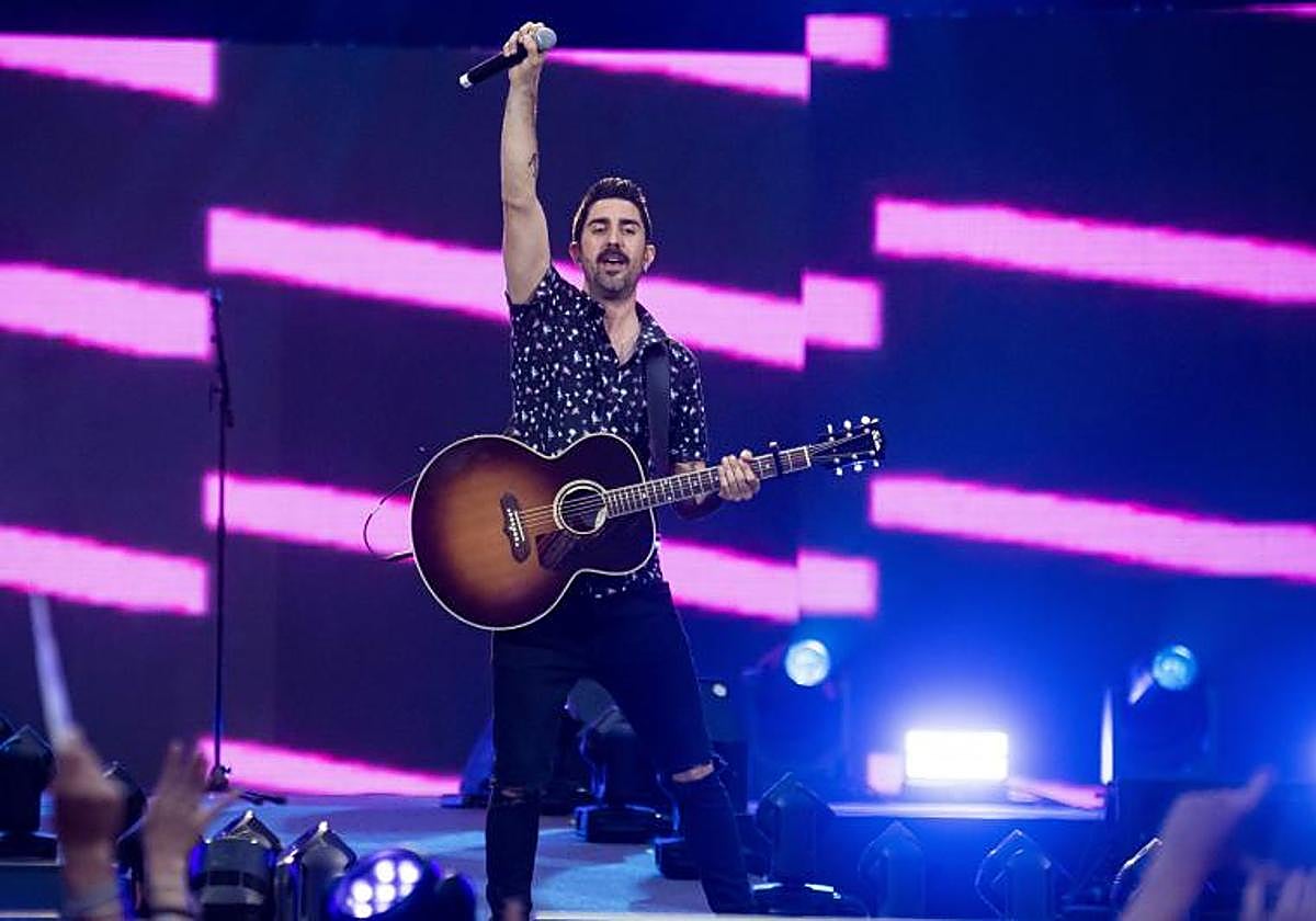 Álex Ubago recalará en Sevilla con la gira del 25 aniversario de '¿Qué pides tú?'