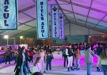 La gran pista de hielo del Prado de San Sebastián vuelve a Sevilla por Navidad: atracciones, horarios y todos los detalles