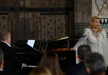 Ainhoa Arteta inaugura la Navidad con lírica y villancicos en el Real Alcázar de Sevilla