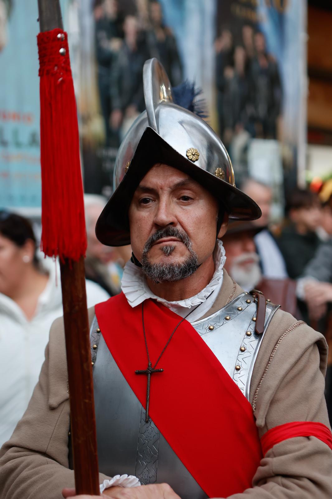 En imágenes, el Tercio de Olivares vuelve a desfilar en Sevilla