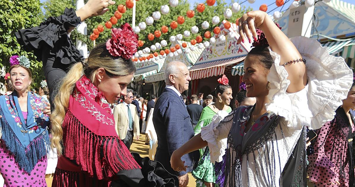 Un barrio de Sevilla celebra este sábado la preferia de abril con actuaciones en directo