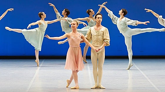 El París Opera Junior Ballet deslumbró a Sevilla