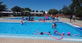 Piscinas públicas de Sevilla abiertas en junio: estos son los horarios y los precios