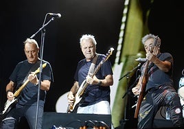 La vuelta de Hombres G a Icónica Santalucía Sevilla Fest, en imágenes