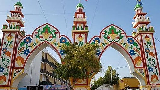 Música gratis para despedir el verano: los cinco pueblos de Sevilla que están de feria simultáneamente este fin de semana