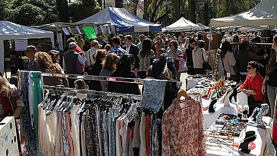 La alternativa a los centros comerciales que arrasa en Sevilla: vuelve el Zoco de María Luisa
