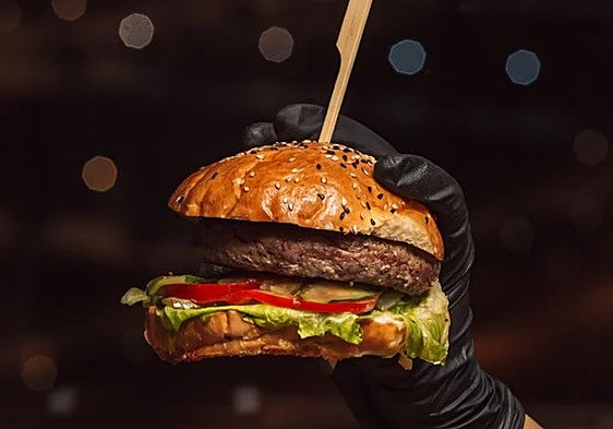 La feria de las hamburguesas ideal para visitar el 24 de septiembre: burguers smash y foodtrucks de patatas